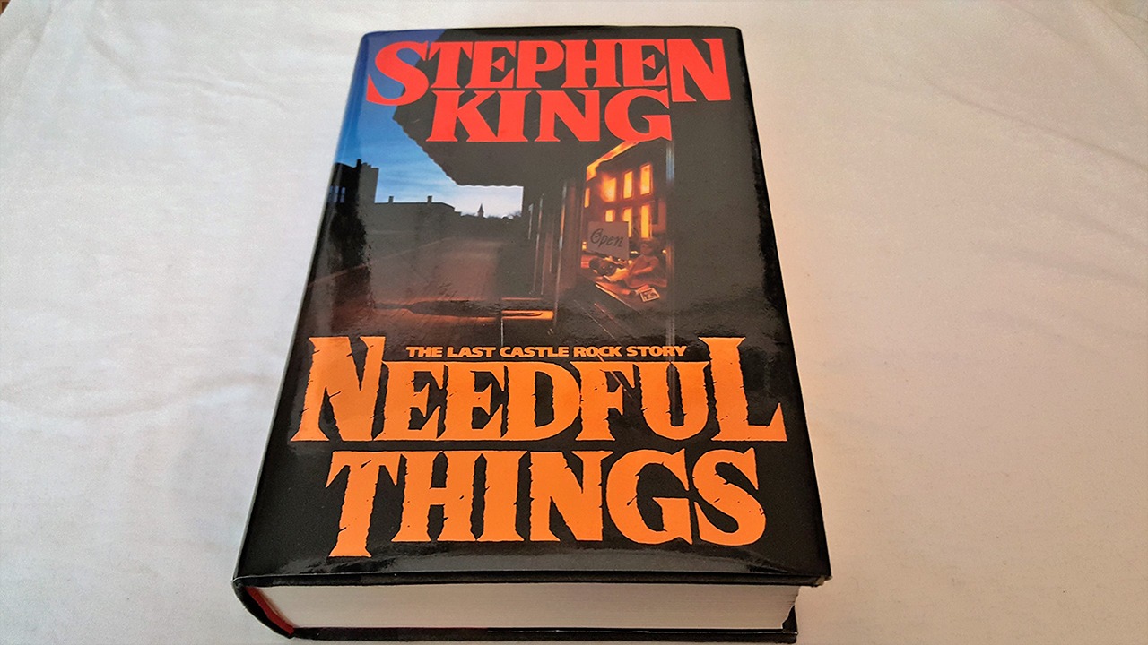 Магазин нужная книга. Needful things Stephen King book.
